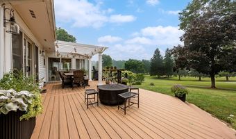 859 Country Club Ln, Ashland, OH 44805