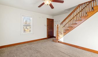 907 8th St SE, Austin, MN 55912