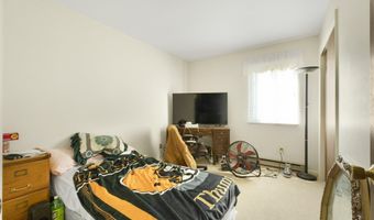 1210 Mcintyre Dr, Auburn, IN 46706