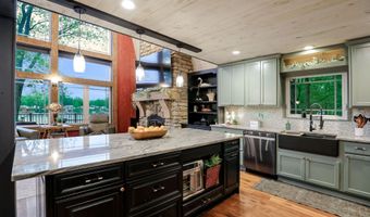 17 Point Ln, Arcadia, IN 46030