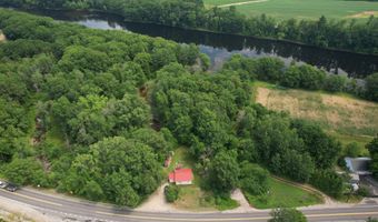 1776 Riverside Dr, Auburn, ME 04210