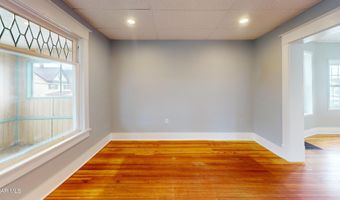 2216 4th St, Altoona, PA 16601