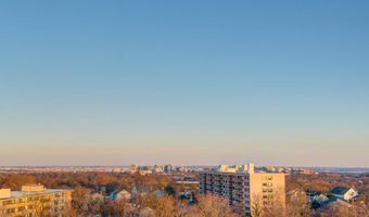 4343 CHERRY HILL Rd 303, Arlington, VA 22207