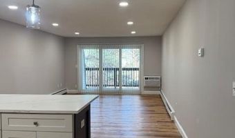 75 Oaklawn Ave 75-319, Cranston, RI 02920