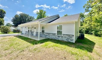 346 S Second St, Austin, IN 47102