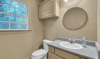 429 Waterford Point Dr, Boiling Springs, SC 29316