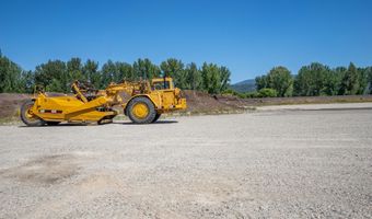 5968 Swede Island Ln, Bonners Ferry, ID 83805
