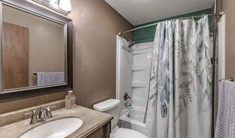 1626 N 14th St, Arkansas City, KS 67005