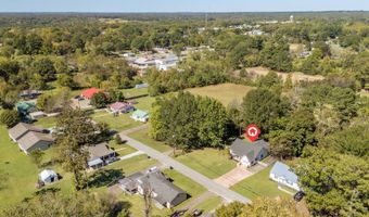 224 Willow Dr, Adamsville, TN 38310
