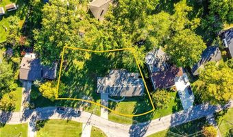 1246 Spruce Tree Ln, Amherst, OH 44001