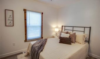 500 Stowell Ave, Alton, IL 62002