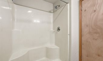 802 Pristine Ave, Angola, IN 46703
