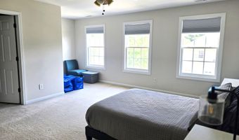 1126 Woodlands Creek Way, Apex, NC 27502