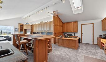 1809 Via Montecito, Camarillo, CA 93012
