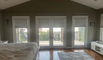 2330 Riverside Dr, Cincinnati, OH 45202