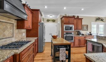 9902 Meadowstone Dr, Apison, TN 37302