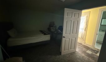1827 Carll St, Cincinnati, OH 45225