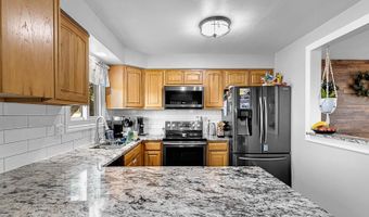 2105 BRIARWOOD Ln, Cheyenne, WY 82009