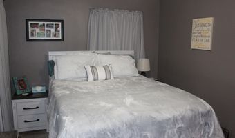 905 Pine St, Atlantic, IA 50022