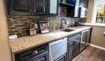 6289 Scarborough Dr SE, Ada, MI 49301