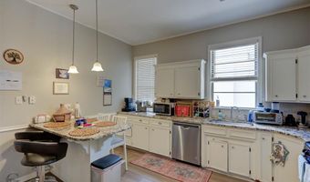 918 Fairview St, Shreveport, LA 71104