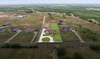 9691 Crow Ln, Adkins, TX 78101