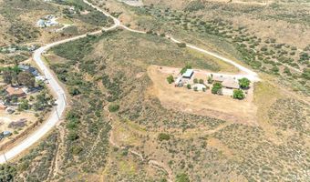 34554 Koontz Rd, Agua Dulce, CA 91390