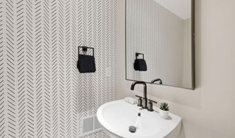 1719 22ND Ct N, Arlington, VA 22209