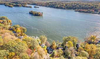 2102 Lakeside Dr, Alloway, NJ 07422