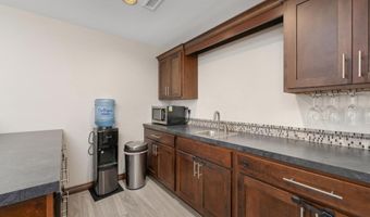 1513 N Shadow Rock Dr, Andover, KS 67002