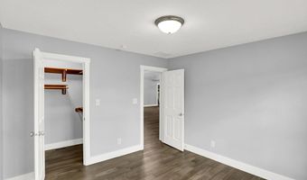 6686 Woodcrest Dr, Avon, IN 46123