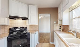 3040 Mackland Ave NE, Albuquerque, NM 87106