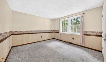 19 Greenleaf St, Billerica, MA 01821