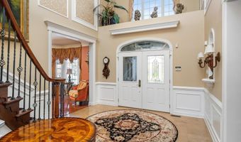 30 Ridgeview Way, Allentown, NJ 08501