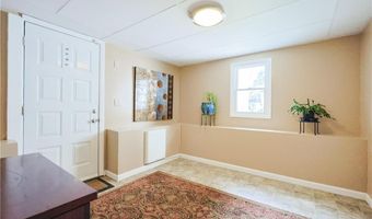 15 Blue Jay Dr, Cranston, RI 02920