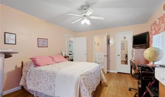 605 6Th St, Barling, AR 72923
