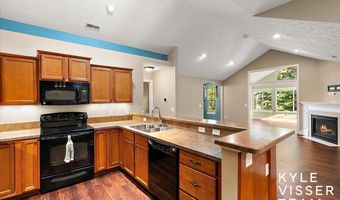 892 Bridge Crest Dr SE, Ada, MI 49301