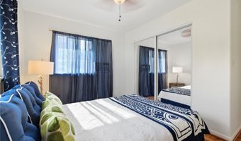 1607 Makiki St B, Honolulu, HI 96822