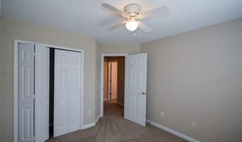 1045 Winthrope Chase Dr, Alpharetta, GA 30009