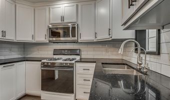 7205 NW 45th St, Bethany, OK 73008