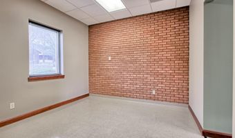 500 E 6th St, Alton, IL 62002