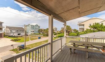 413 Club Colony Dr, Atlantic Beach, NC 28512