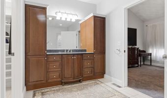 122 Spring Grove Rd, Glocester, RI 02814