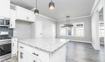 2100 SW Paddington St, Bentonville, AR 72713