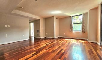 2451 MIDTOWN Ave 219, Alexandria, VA 22303