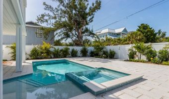 616 FERN St, Anna Maria, FL 34216