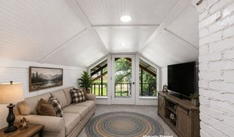 311 N School St, Cascade, ID 83611
