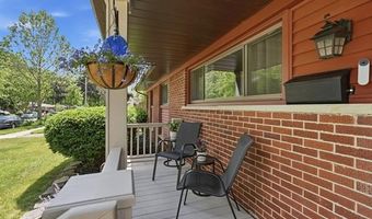 1061 Western Dr, Ann Arbor, MI 48103