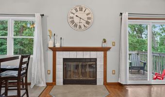 507 Greenwich Dr, Albany, NY 12203