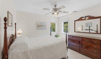 38 Gondola Ave, Jamestown, RI 02835